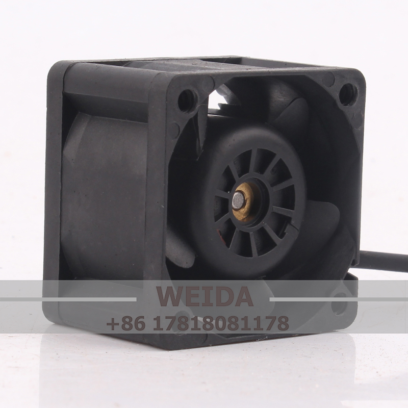 Wentylator do obudowy Delta 24 – Case Fan Controller recenzja i cena